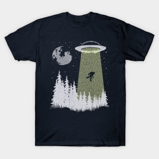 Bigfoot Ufo Abduction T-Shirt